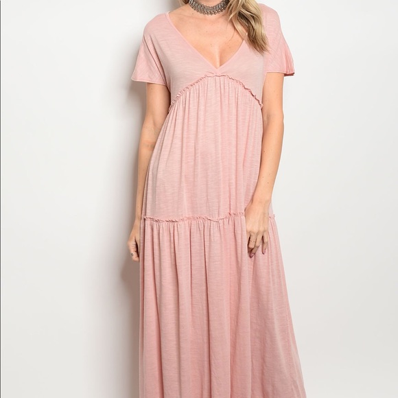 Dresses & Skirts - 🌹 PRETTY BLUSH PINK LONG DRESS 🌹